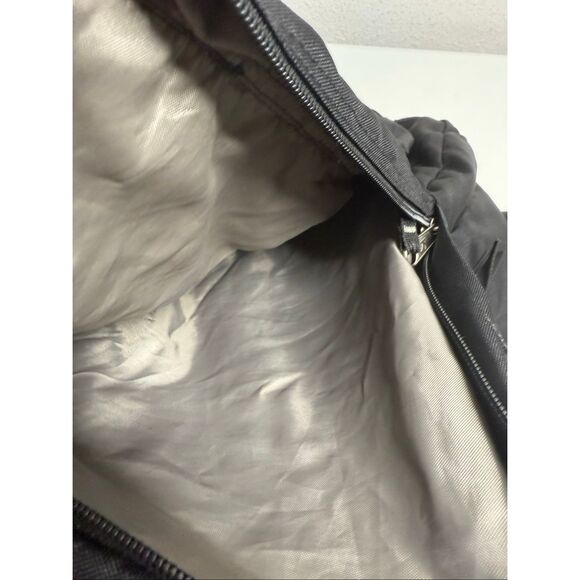 Vintage JanSport Black Backpack  Padded Shoulder Straps Mesh Pockets - Picture 9 of 16